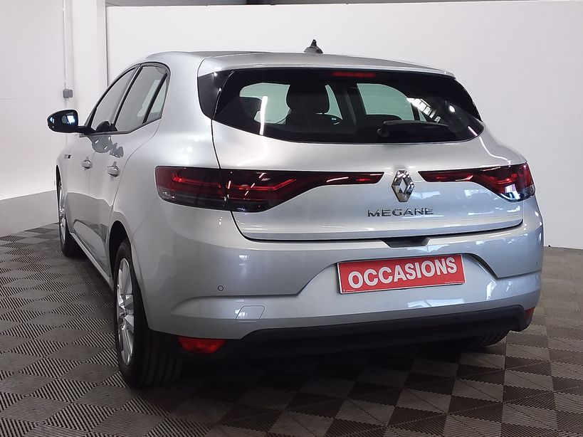 RENAULT MEGANE IV BERLINE 2023 - Photo n°6