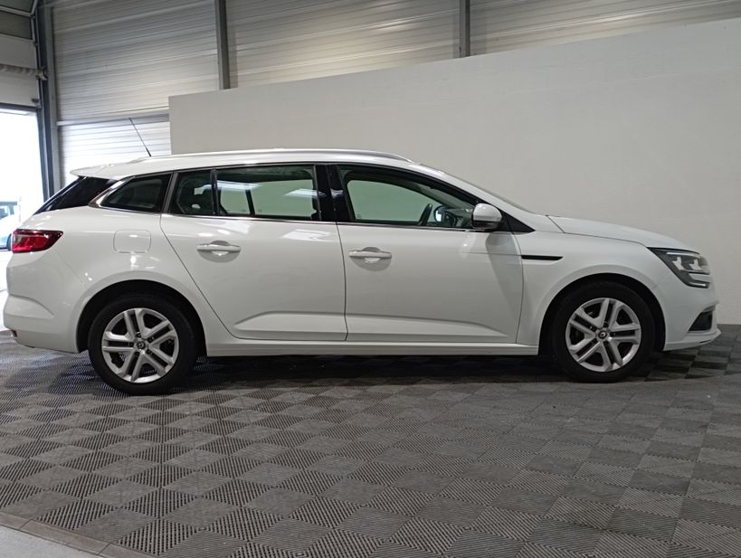 RENAULT MEGANE IV ESTATE BUSINESS 2019 - Photo n°10