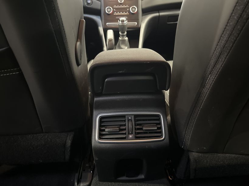 RENAULT MEGANE IV BERLINE BUSINESS 2019 - Photo n°39