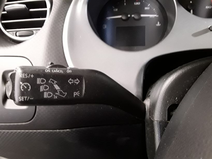 SEAT ALTEA XL 2011 - Photo n°28
