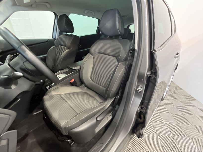 RENAULT GRAND SCENIC IV BUSINESS 2020 - Photo n°9
