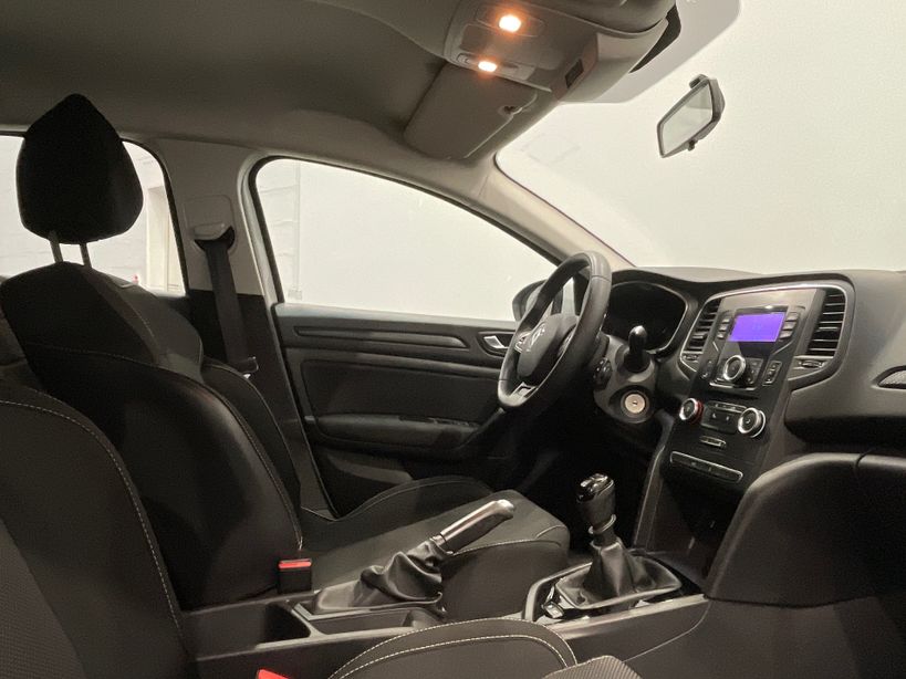 RENAULT MEGANE IV SOCIETE 2019 - Photo n°20