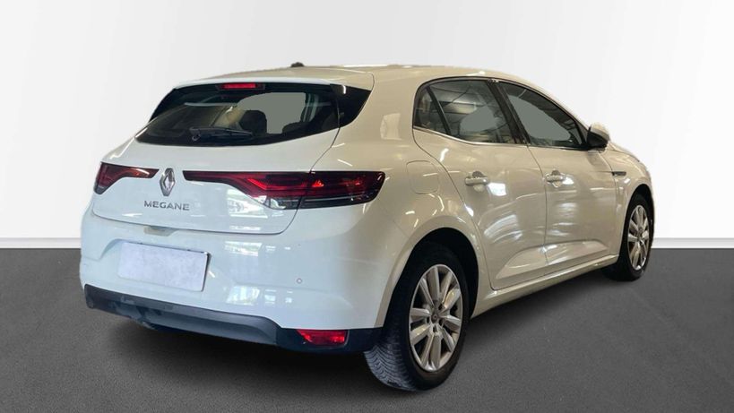 RENAULT MEGANE IV BERLINE 2021 - Photo n°5