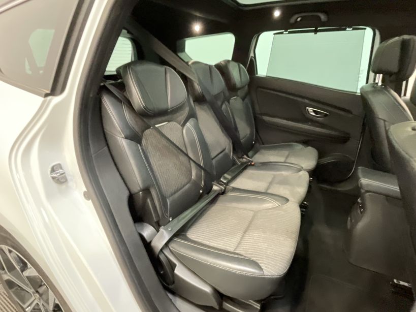 RENAULT GRAND SCENIC IV 2023 - Photo n°44