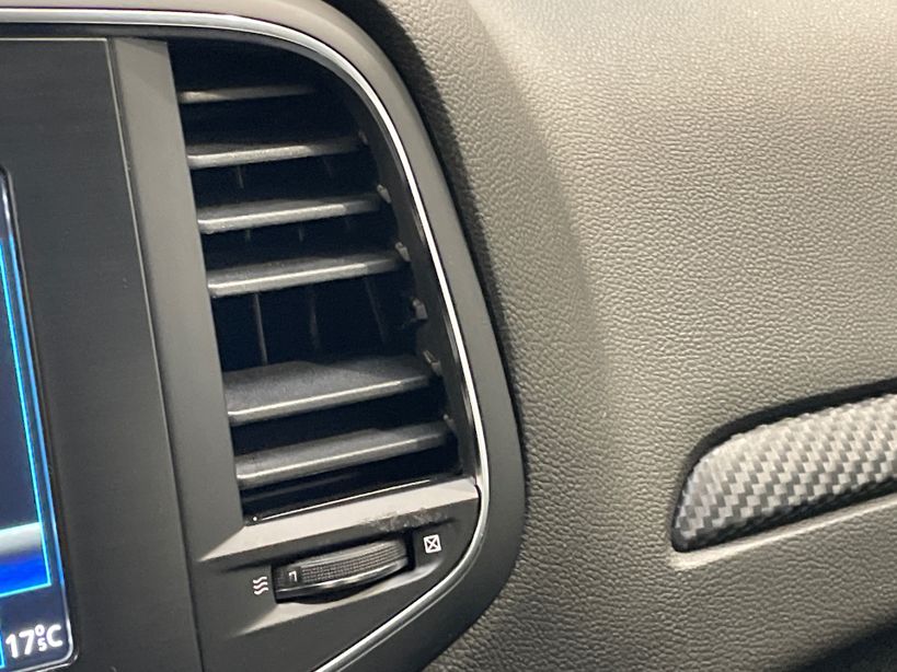 RENAULT MEGANE IV BERLINE BUSINESS 2020 - Photo n°6