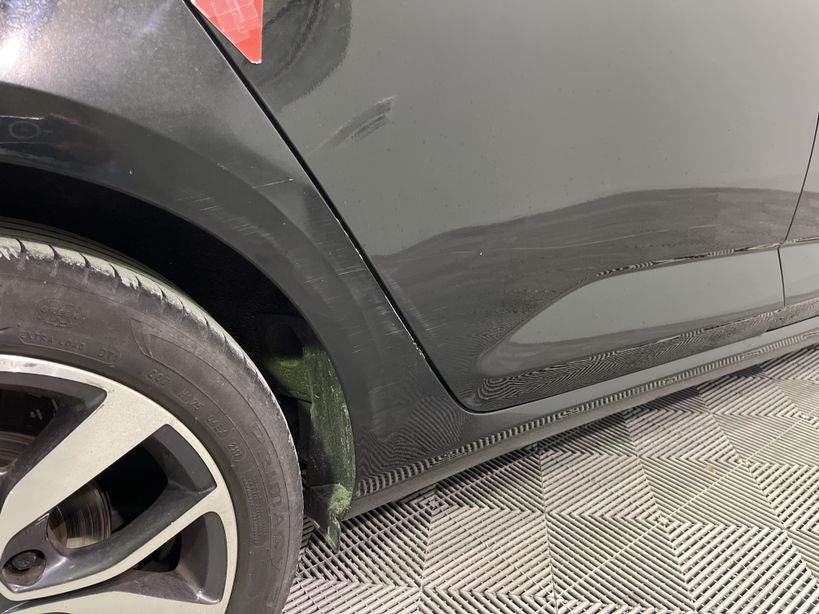 RENAULT MEGANE IV ESTATE 2017 - Photo n°6