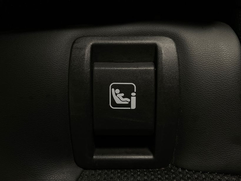 RENAULT MEGANE IV BERLINE 2023 - Photo n°41