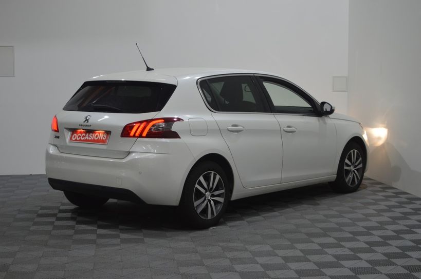 PEUGEOT 308 2018 - Photo n°3