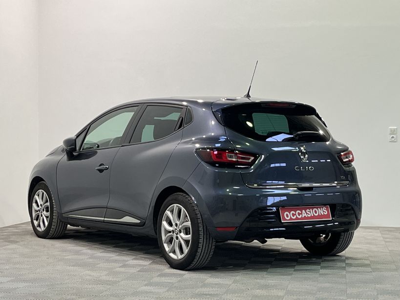 RENAULT CLIO IV 2017 - Photo n°4