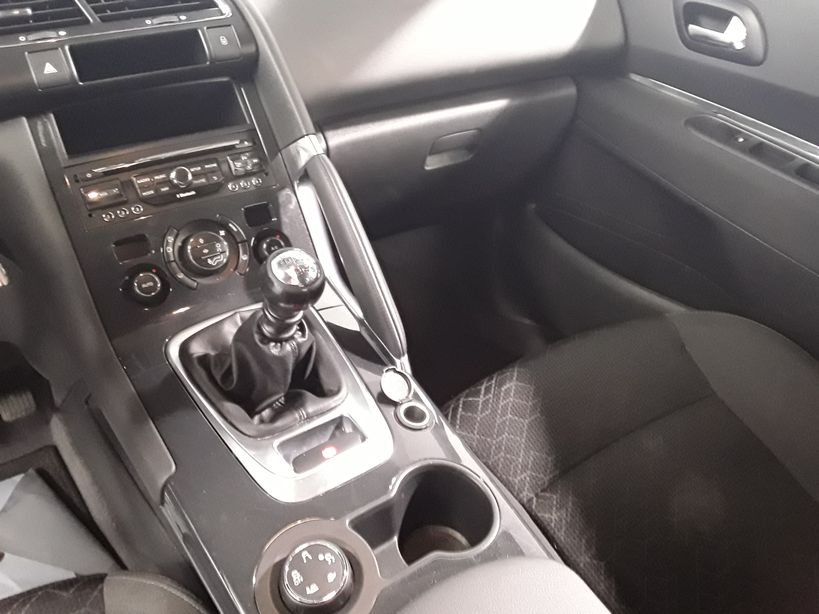 PEUGEOT 3008 2016 - Photo n°7