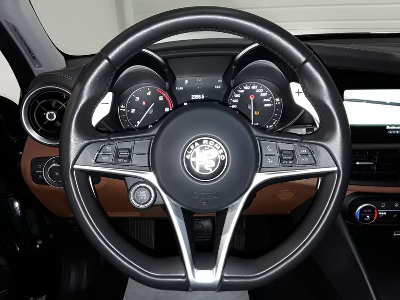 ALFA ROMEO GIULIA 2017 - Photo n°15
