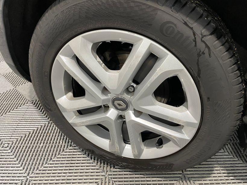 RENAULT MEGANE IV BERLINE BUSINESS 2020 - Photo n°13