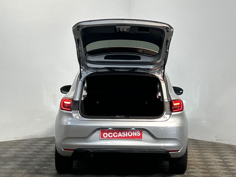 RENAULT CLIO V 2022 - Photo n°32