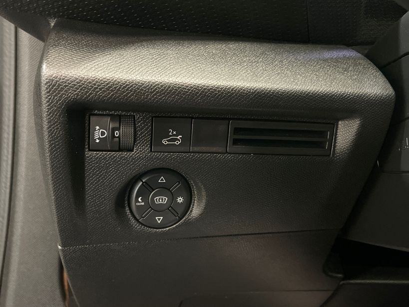 CITROEN C4 X 2023 - Photo n°21