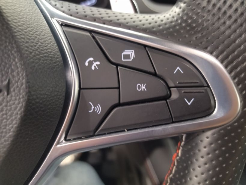 RENAULT CAPTUR 2021 - Photo n°17