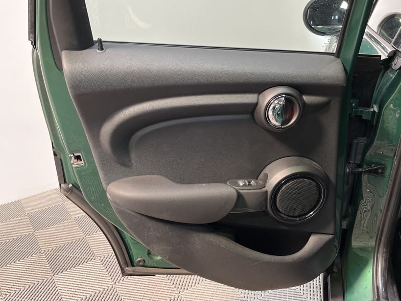 MINI HATCH 5 PORTES F55 LCI 2020 - Photo n°35