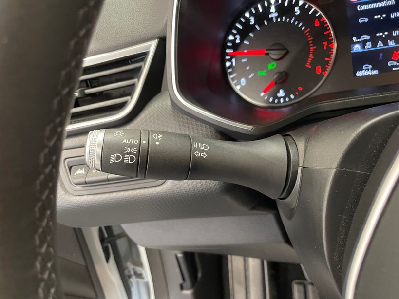 RENAULT CLIO V 2021 - Photo n°19