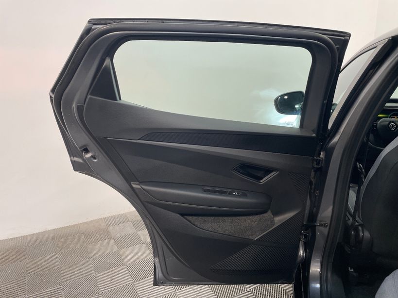 RENAULT MEGANE E TECH 2023 - Photo n°39