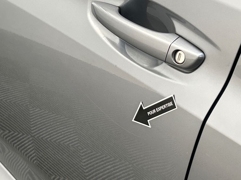 PEUGEOT 208 2023 - Photo n°14