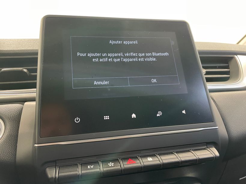 RENAULT CAPTUR 2022 - Photo n°23