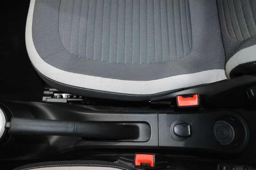 RENAULT TWINGO III 2015 - Photo n°20