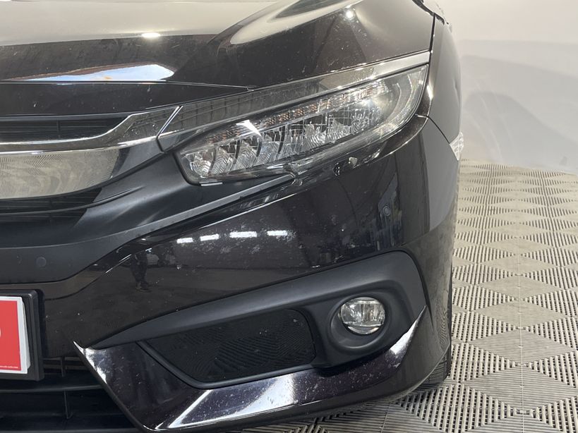 HONDA CIVIC 4 PORTES 2018 2019 - Photo n°8