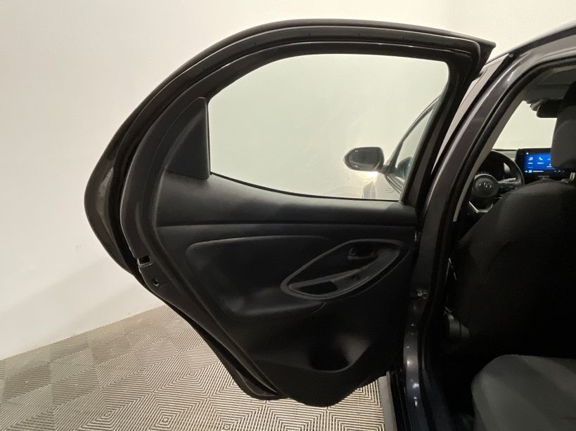 TOYOTA YARIS HYBRIDE 2025 - Photo n°35