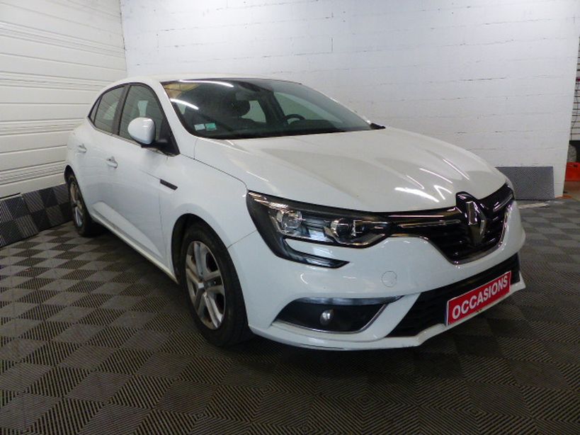 RENAULT MEGANE IV BERLINE BUSINESS 2019 - Photo n°3