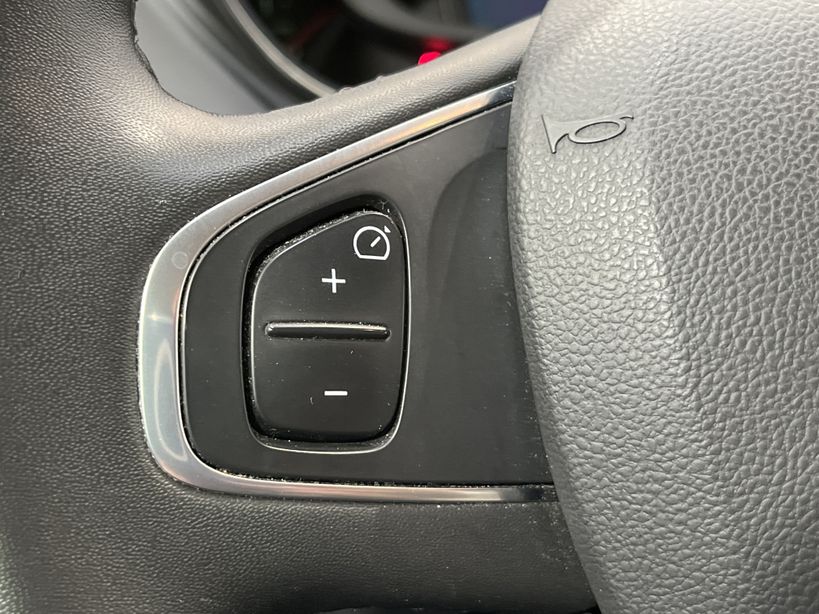 RENAULT CAPTUR 2019 - Photo n°25