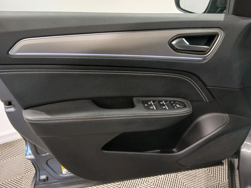 RENAULT ARKANA 2021 - Photo n°9