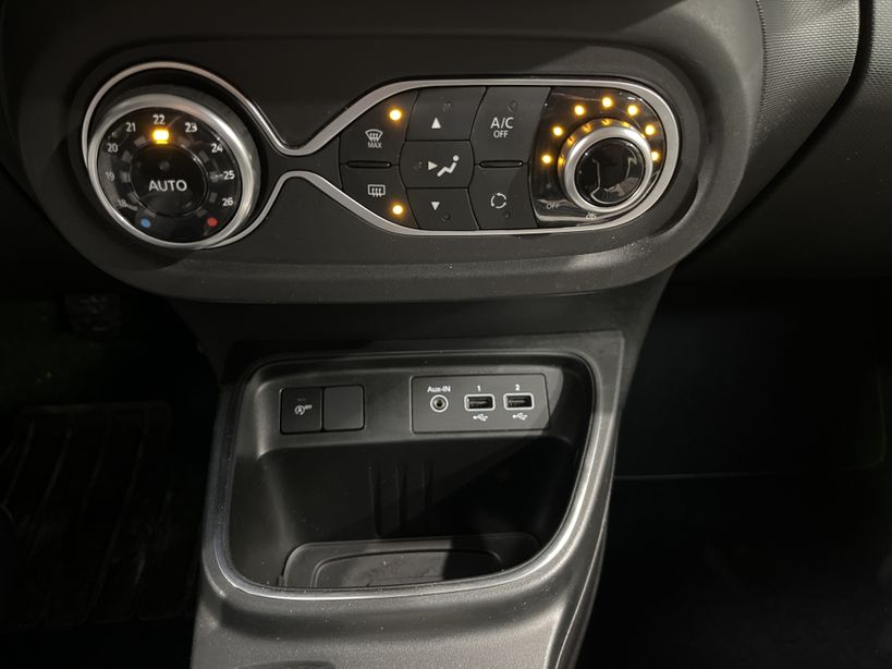RENAULT TWINGO III 2021 - Photo n°15