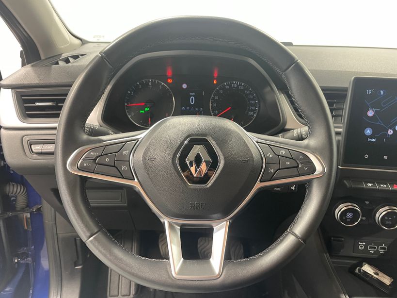 RENAULT CAPTUR 2022 - Photo n°10