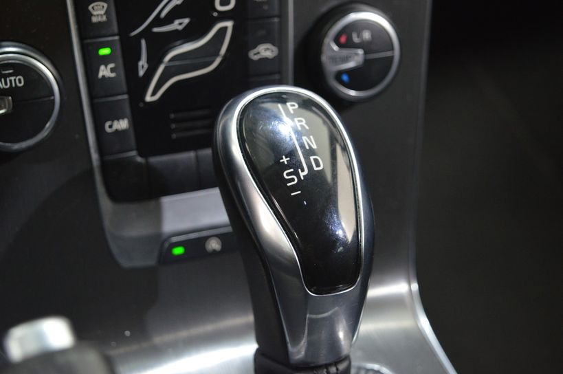 VOLVO V40 CROSS COUNTRY 2014 - Photo n°16