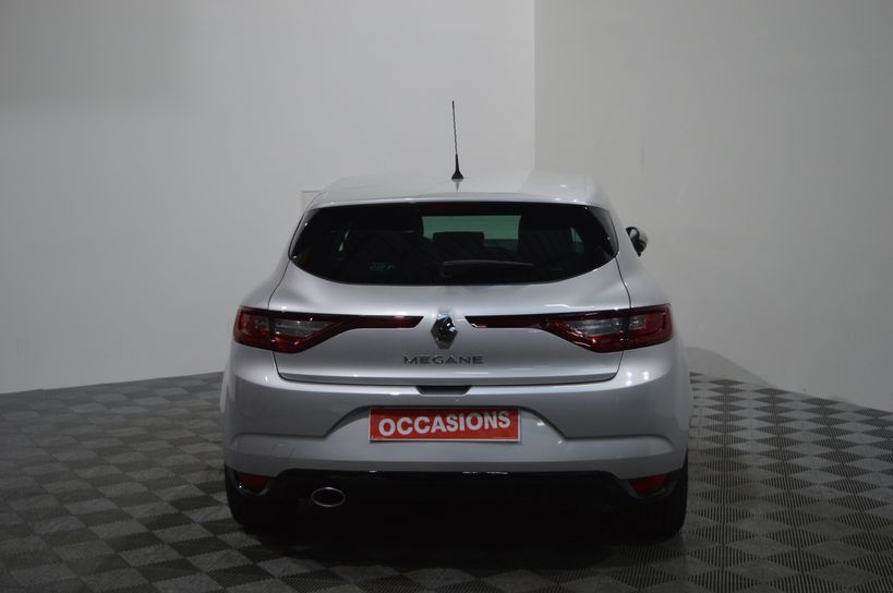 RENAULT MEGANE IV BERLINE 2017 - Photo n°6