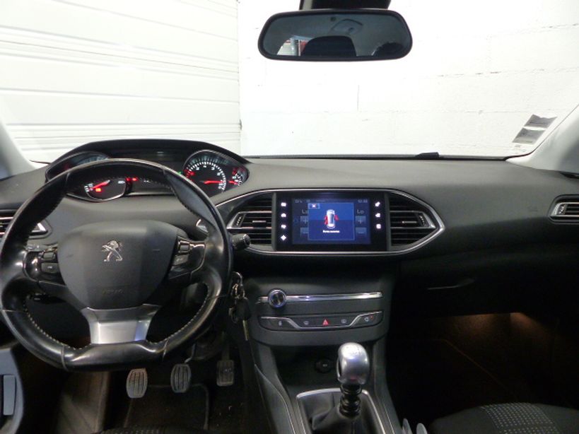 PEUGEOT 308 2016 - Photo n°8