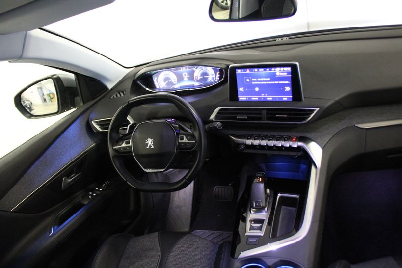 PEUGEOT 3008 2019 - Photo n°8