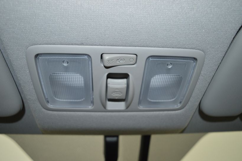 KIA VENGA 2014 - Photo n°21