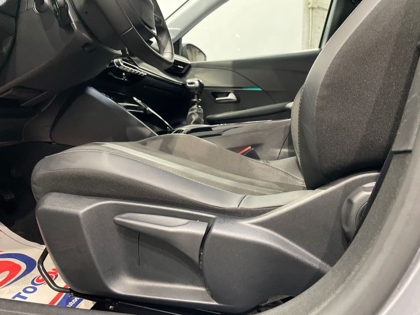 PEUGEOT 208 2023 - Photo n°34