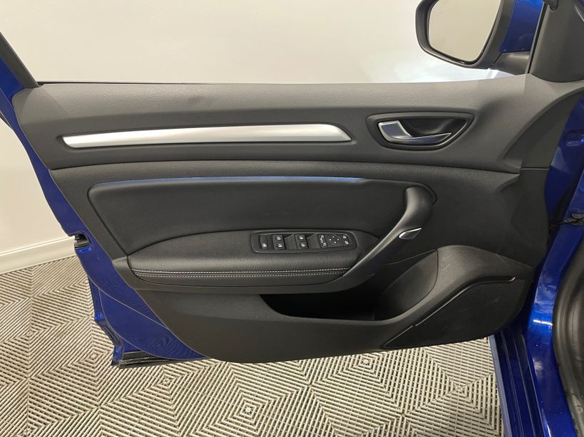 RENAULT MEGANE IV ESTATE 2023 - Photo n°32