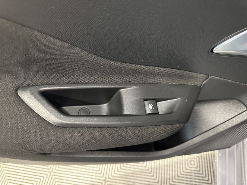 PEUGEOT 308 2024 - Photo n°29
