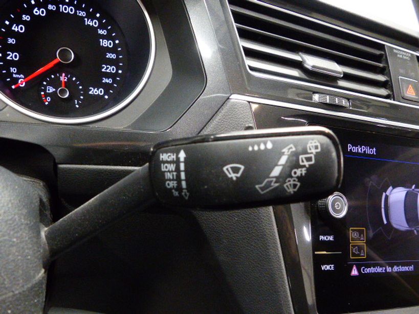 VOLKSWAGEN TIGUAN 2018 - Photo n°28