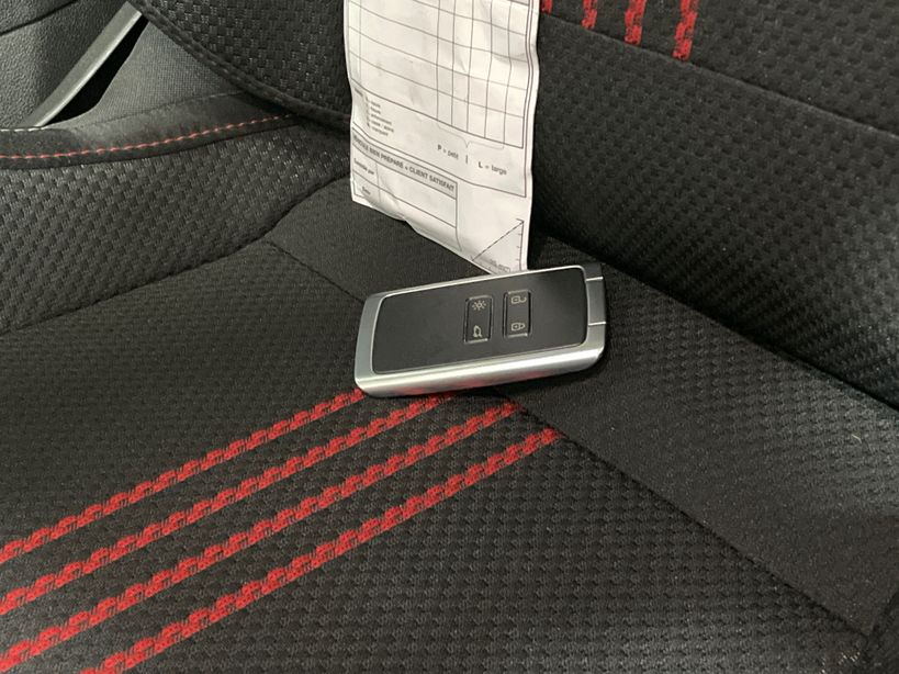 RENAULT MEGANE IV ESTATE 2022 - Photo n°17