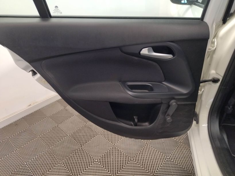 FIAT TIPO 5 PORTES 2016 - Photo n°16