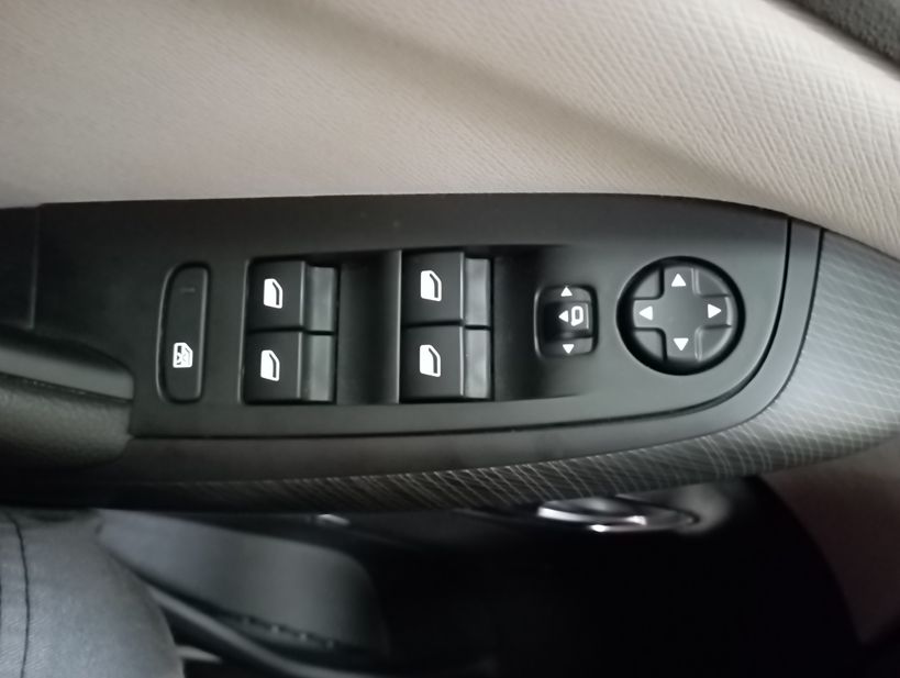 CITROEN GRAND C4 PICASSO 2017 - Photo n°32