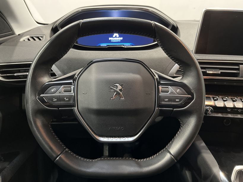 PEUGEOT 3008 BUSINESS 2020 - Photo n°11