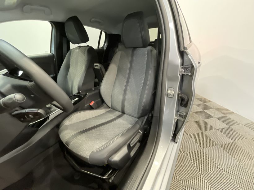 PEUGEOT 208 2024 - Photo n°9