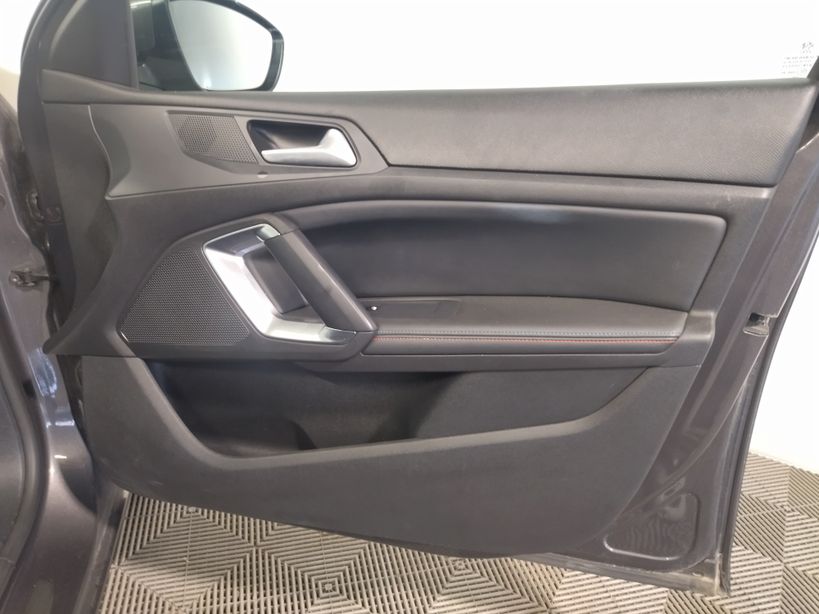 PEUGEOT 308 2020 - Photo n°5