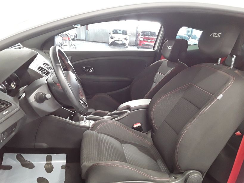 RENAULT MEGANE III COUPE 2015 - Photo n°6