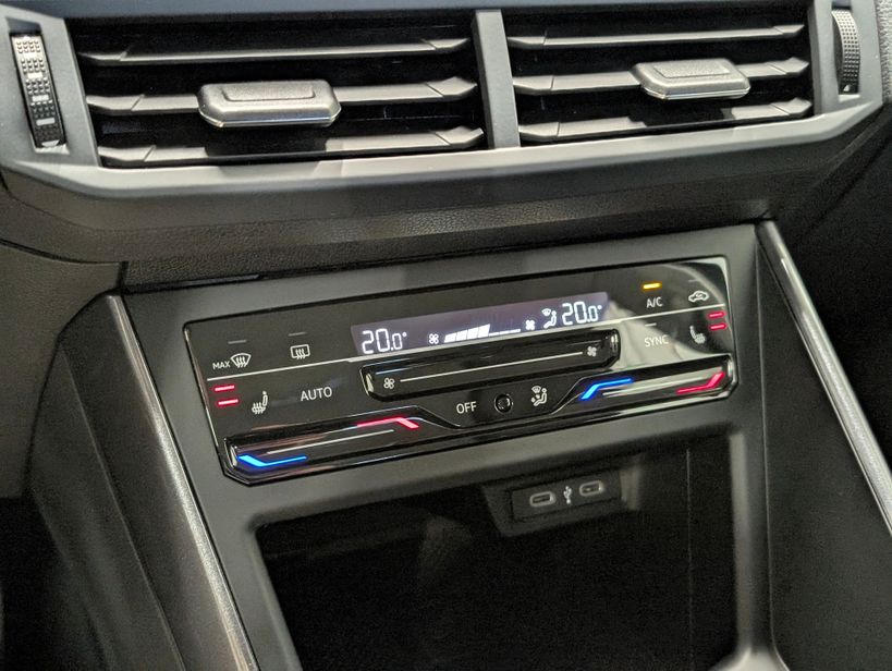 VOLKSWAGEN POLO 2023 - Photo n°19