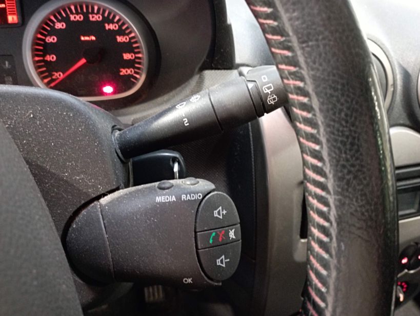 DACIA DUSTER 2013 - Photo n°12